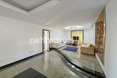 Casa com 5 Quartos à venda, 450m² no Cachoeirinha, Belo Horizonte
