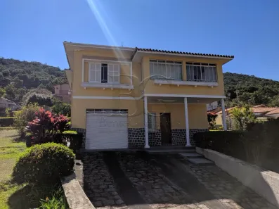 Casa com 3 Quartos à venda, 3080m² no Centro, Poços de Caldas