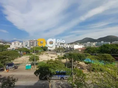 Sala Comercial para alugar, 32m² no Vila Valqueire, Rio de Janeiro