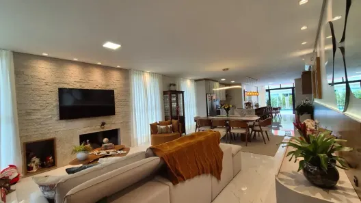 Casa de Condomínio com 3 Quartos à venda, 220m² no , Torres