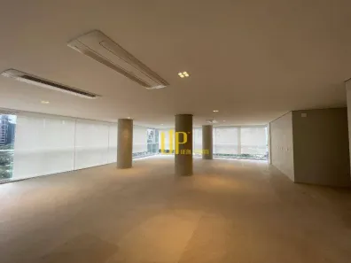 Apartamento com 3 Quartos para venda ou aluguel, 322m² no Vila Olímpia, São Paulo