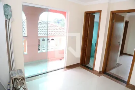 Casa com 2 Quartos para alugar, 85m² no Jardim Monte Carmelo, Guarulhos