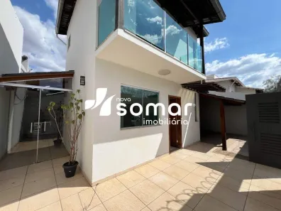 Casa com 3 Quartos à venda, 160m² no Manoel Valinhas, Divinópolis