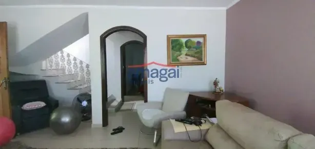 Sobrado com 3 Quartos à venda, 3003m² no Jardim Santa Maria, Jacareí