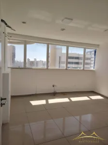 Sala Comercial à venda, 33m² no Lagoa Nova, Natal
