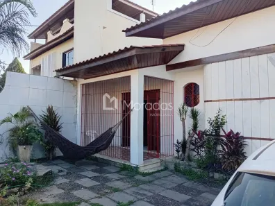 Casa com 3 Quartos à venda, 173m² no Parque Santo Antônio, Campos dos Goytacazes