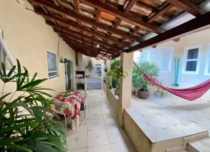 Casa com 4 Quartos à venda, 200m² no Vila Presidente Médici, Paulínia