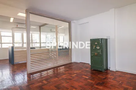 Sala Comercial para alugar, 247m² no Centro Histórico, Porto Alegre