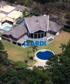 Casa de Condomínio com 8 Quartos à venda, 1800m² no Residencial Morada dos Pássaros-Aldeia da Serra, Barueri