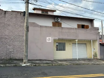 Casa com 3 Quartos à venda, 248m² no Jardim Celani, Salto