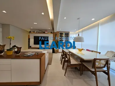 Apartamento com 2 Quartos à venda, 96m² no Vila Anastácio, São Paulo