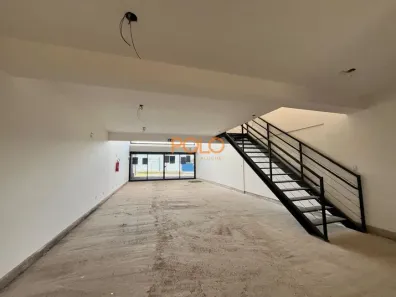 Ponto Comercial para alugar, 151m² no Santa Mônica, Uberlândia