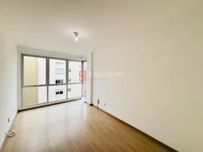 Apartamento com 2 Quartos para alugar, 72m² no Centro, Florianópolis
