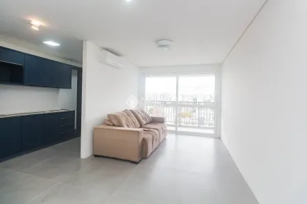 Apartamento com 2 Quartos para alugar, 74m² no Passo da Areia, Porto Alegre