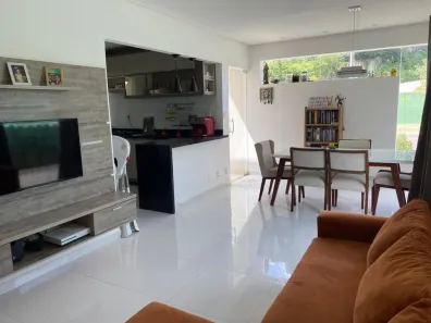 Casa de Condomínio com 3 Quartos à venda, 80m² no Tarumã-Açu, Manaus