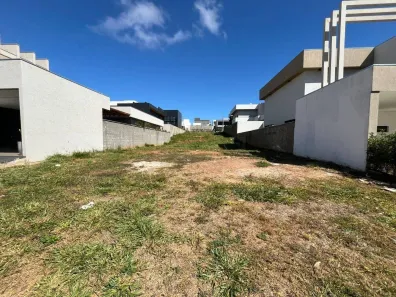 Lote/Terreno à venda, 420m² no Condomínio Residencial Grand Trianon, Anápolis
