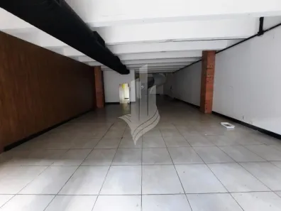 Prédio Comercial para alugar, 1000m² no Centro, Blumenau