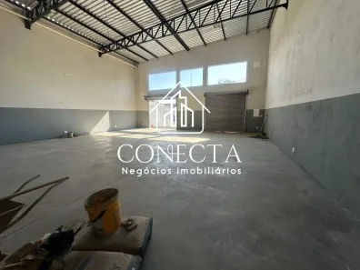 Galpão/Depósito/Armazém para alugar, 250m² no Santa Rosa, Uberlândia