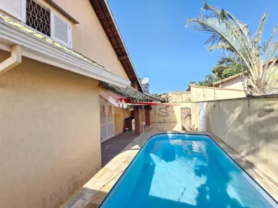 Casa com 4 Quartos à venda, 135m² no Parque Turistico, Peruíbe