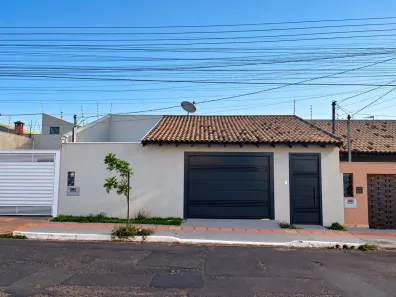 Casa com 3 Quartos à venda, 130m² no Mata do Jacinto, Campo Grande