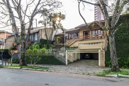 Casa com 4 Quartos à venda, 274m² no Boa Vista, Porto Alegre