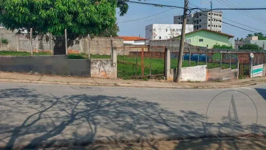 Lote/Terreno à venda, 825m² no Vila Trujillo, Sorocaba