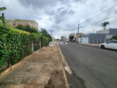 Lote/Terreno à venda, 300m² no Parque Universitário, Americana