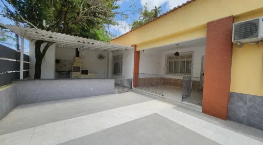 Casa com 6 Quartos para venda ou aluguel, 650m² no Freguesia (Jacarepaguá), Rio de Janeiro