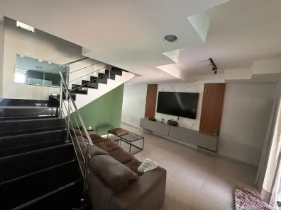 Sobrado com 3 Quartos à venda, 154m² no Jardim Presidente, Goiânia