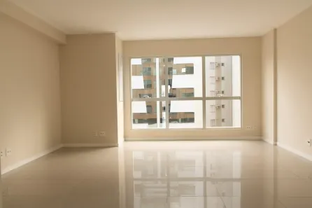 Sala Comercial para alugar, 33m² no Centro, Florianópolis