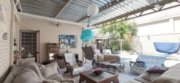 Casa com 3 Quartos à venda, 375m² no Jardim Lindóia, Porto Alegre