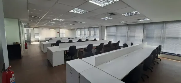 Sala Comercial para alugar, 371m² no Vila Olímpia, São Paulo