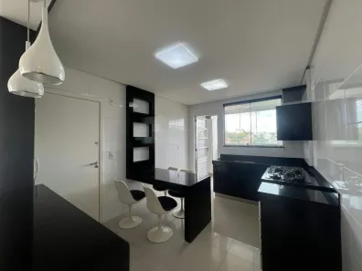 Apartamento com 3 Quartos para alugar, 90m² no São José, Divinópolis