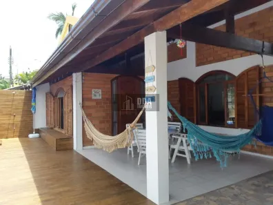 Casa com 4 Quartos à venda, 265m² no Canasvieiras, Florianópolis