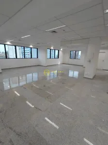 Sala Comercial para alugar, 200m² no Parque Campolim, Sorocaba
