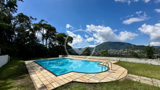 Casa de Condomínio com 3 Quartos à venda, 150m² no Jardim Europa, Teresópolis