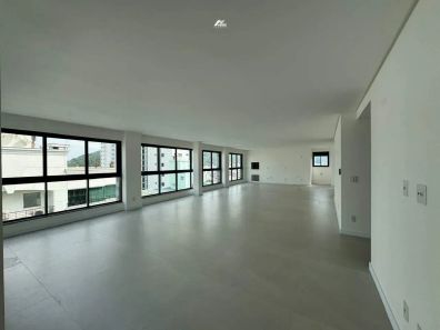 Apartamento com 4 Quartos à venda, 230m² no Centro, Balneário Camboriú