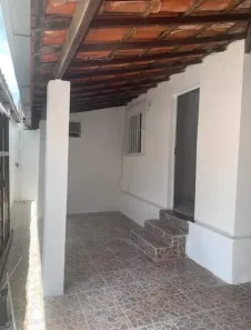 Casa com 3 Quartos para alugar, 75m² no Gleba A, Camaçari