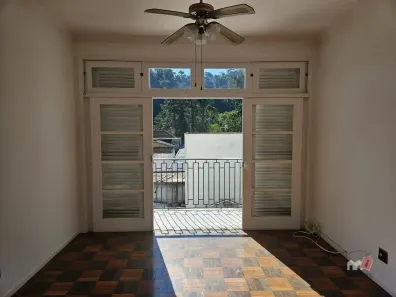 Apartamento com 3 Quartos à venda, 130m² no Centro, Petrópolis