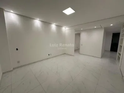 Apartamento com 3 Quartos para alugar, 130m² no Savassi, Belo Horizonte