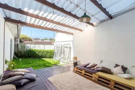 Casa com 3 Quartos à venda, 330m² no Chácara das Pedras, Porto Alegre