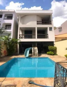 Sobrado com 4 Quartos para alugar, 580m² no Campestre, Santo André