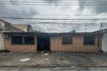 Casa com 3 Quartos à venda, 215m² no Praça 14 de Janeiro, Manaus