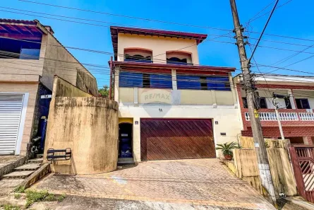 Casa com 4 Quartos à venda, 285m² no Centro Alto, Ribeirão Pires