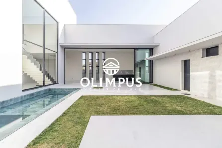 Casa de Condomínio com 3 Quartos para alugar, 320m² no Jardim Sul, Uberlândia