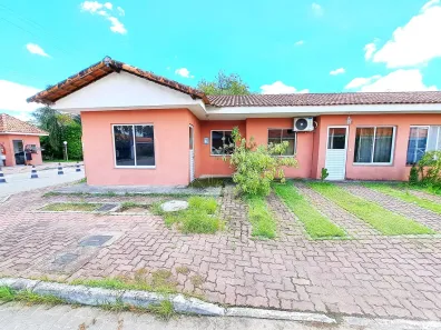 Casa de Condomínio com 2 Quartos à venda, 60m² no Santa Cruz da Serra, Duque de Caxias