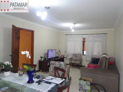 Sobrado com 3 Quartos à venda, 202m² no Jardim Cláudia, São Paulo