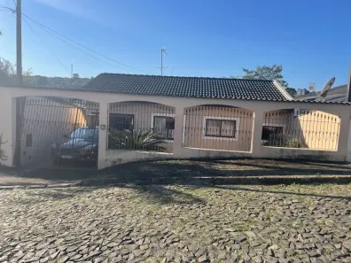 Casa com 3 Quartos à venda, 150m² no Contorno, Ponta Grossa