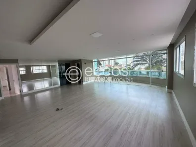 Apartamento com 3 Quartos à venda, 170m² no Osvaldo Rezende, Uberlândia