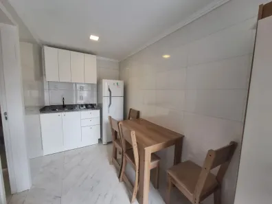 Apartamento com 1 Quarto para alugar, 20m² no Barreiros, São José